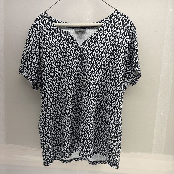 Style & Co. Womens T-Shirt Top Size XL Black White Geometric V Neck Short Sleeve - Picture 1 of 5